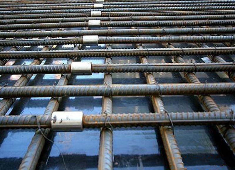 尚志为什么建楼房时，要在钢筋上加一排小圆环？原来作用这么大